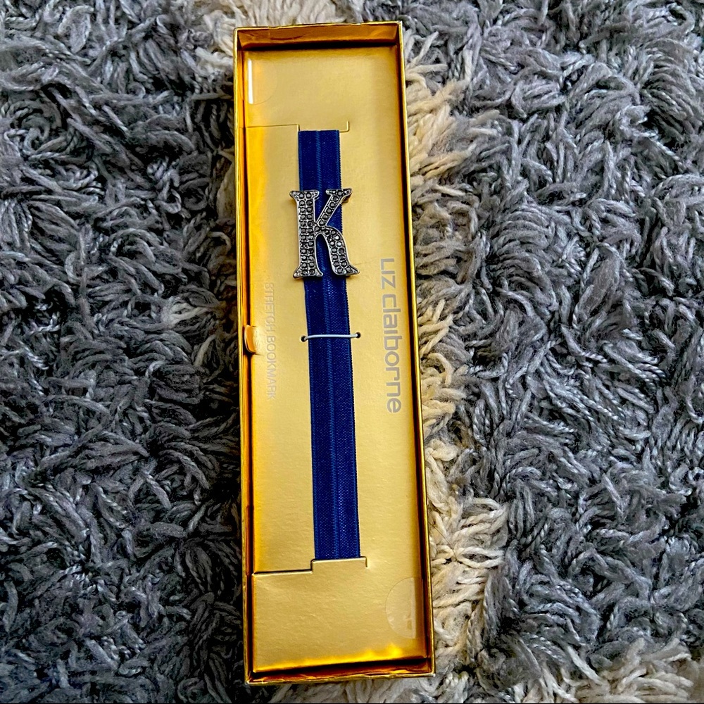 Liz Claiborne Stretch BookMark